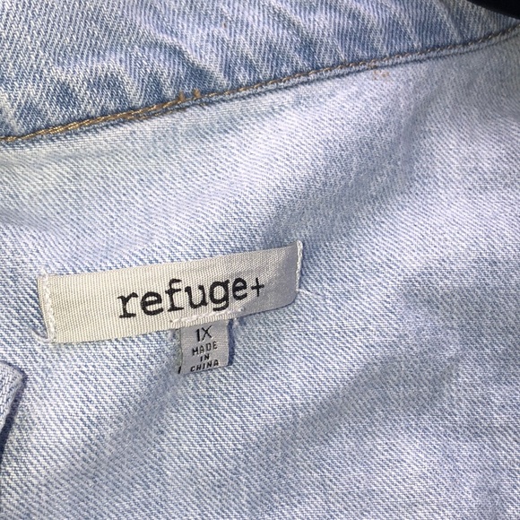 Refuge size 1X blue jean denim distressed jacket - Picture 7 of 8